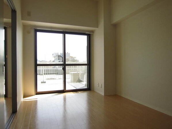 コロネード春日の物件内観写真